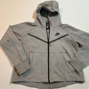 Nike Women’s Windrunner |  Light Gray Full-Zip Hoodie | Size Small